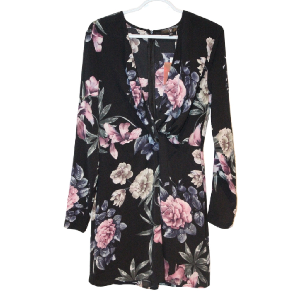 2/$50 🏷 MissGuided Black Floral Mini Dress Size 8 BNWT